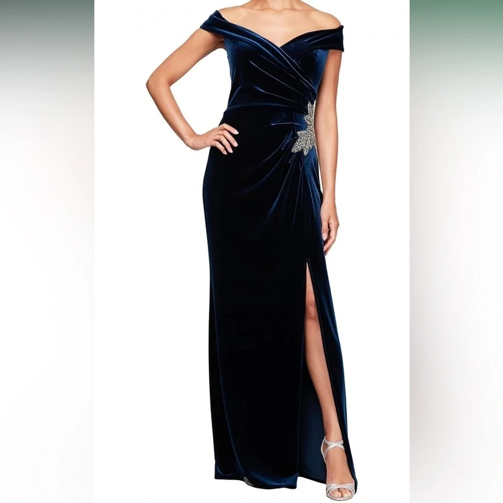 NWT Alex Evenings Womens Velvet Off the Shoulder Gown Dress SIZE 12